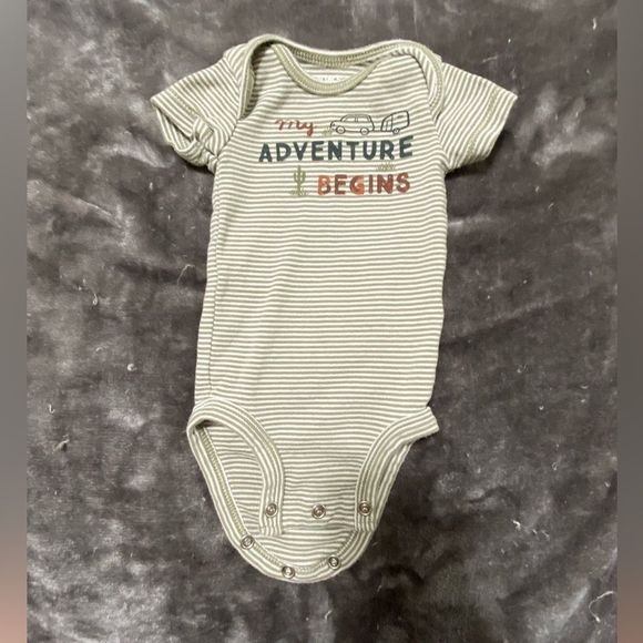 Newborn Bundle - Variety of items - Picture 5 of 10